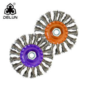 DELUN 4 Inch Twisted Knot Welding Flat Cup Steel Wheel Brush Round Shape China Manufacturer